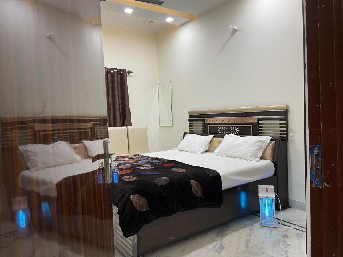 Homestay Comforts 500M From Amritsar Airport Екстериор снимка